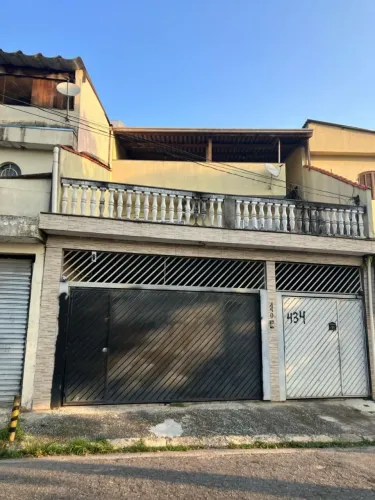 Duas excelentes casas no valor de oportunidade 