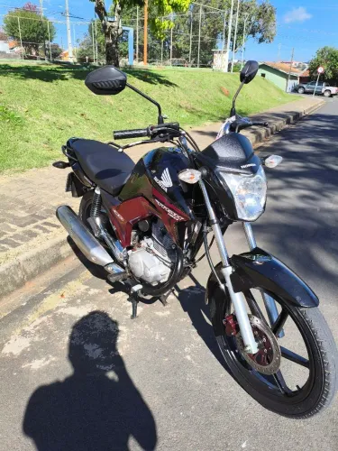 Vende se ou troca cg150 Titan 