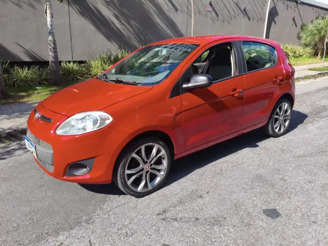 Fiat Palio Essence 1.6 Flex 16V 5P 2014