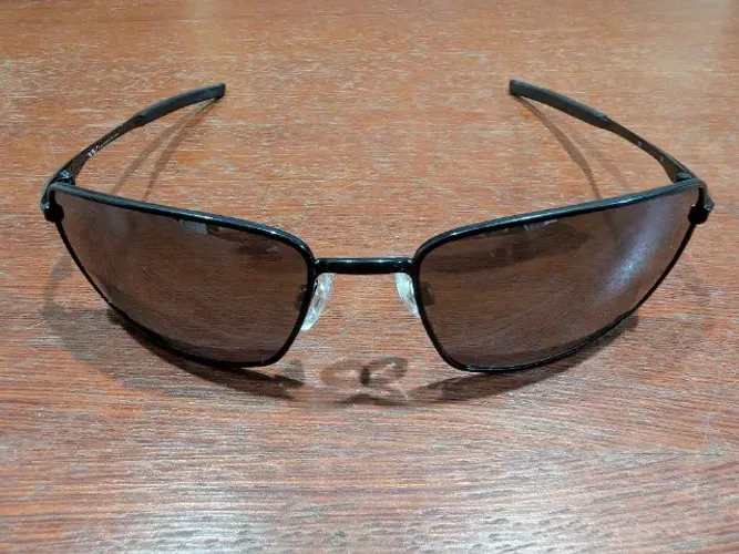 Óculos Oakley Square Wire Black Iridium
