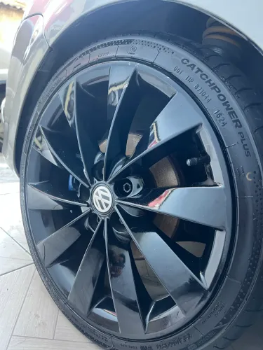 JOGO DE RODAS ARO 17 MODELO PASSAT CC ?