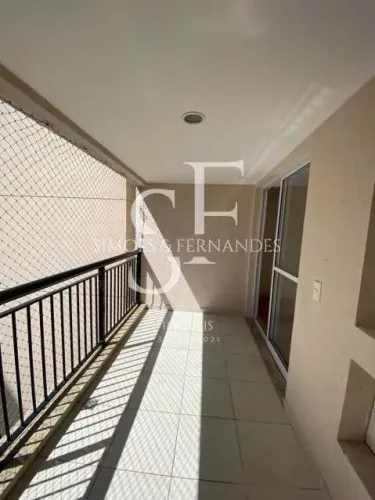 Tijuca - Rua Marquês de Valença - Apartamento 3 quartos, sendo 1 suite, dependência. Condo
