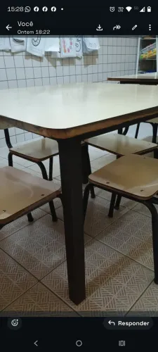 Mesa Escolar infantil usada