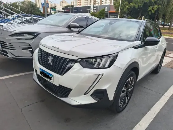 Peugeot E-2008 5P Aut. (elétrico) 2023