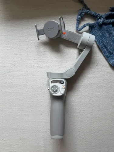 Estabilizador Gimbal DJI Osmo Mobile (Com Tripé) - Impecável