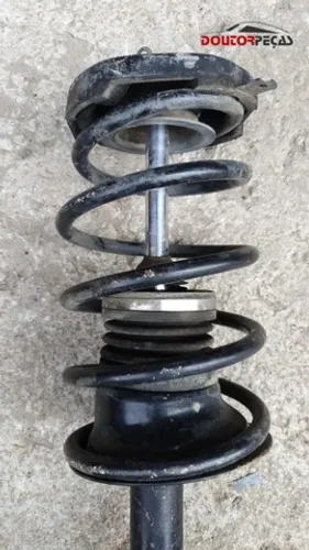 Torre Amortecedor Megane 1997/2005
