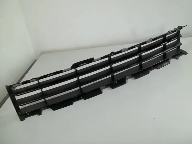Grade Central Para-choque Dianteiro Renault Megane 2013