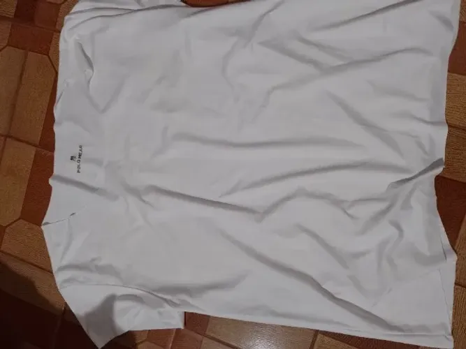 Blusa polo wear branca veludo