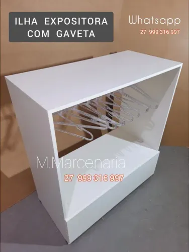 ILHA  EXPOSITORA BALCÃO DE CENTRO