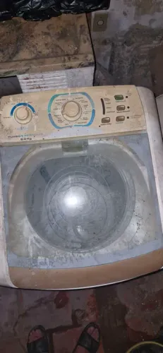 Máquina de lavar Eletrolux 8Kg para reparo ou peças