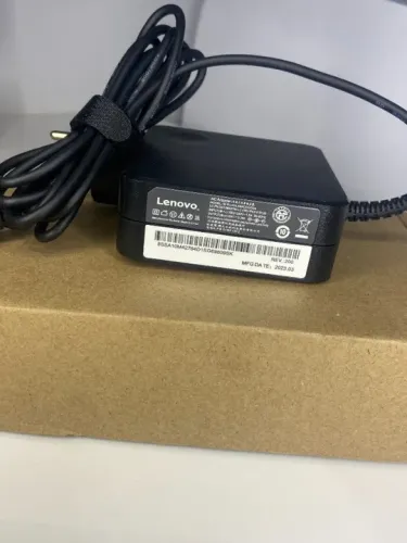 Fonte Carregadora Lenovo - 65W