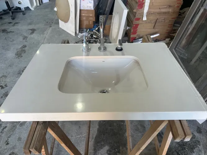 Pia banheiro quartzo branco 