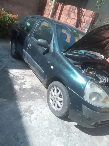 Renault Clio Sed.rl/auth.1.0/1.0 Hi-power 16V 4P 2004