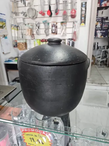 Caldeirão de barro ideal para caldos  capacidade 10 litros 