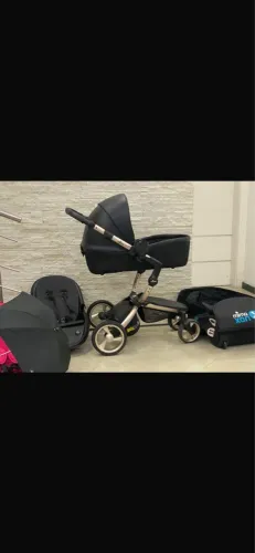 Vendo Carrinho de Bebê Mima Xari - 2 em 1 (Moisés e Carrinho)