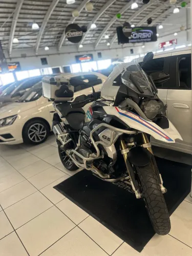 BMW R 1.250 GS SPORT 136CV 6.250 RPM 1.254 CC  2 CILINDROS BOXER 8V  AUT 6M  - 2022