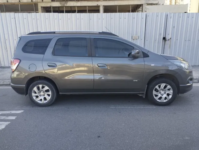 Chevrolet Spin LTZ 1.8 8V Econo.flex 5P Aut. 2014