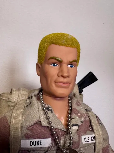 Boneco GI Joe Duke ( comandos em ação)