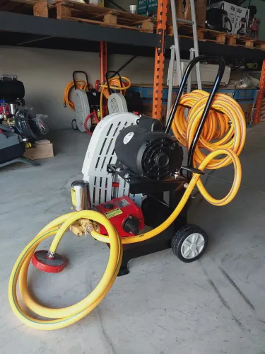Lavadora de alta Vazão para Lavajato Profissional 1cv 350psi Eletroplas (Loja)