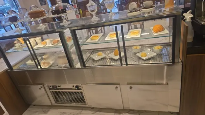 Vitrine expositora - quente e fria