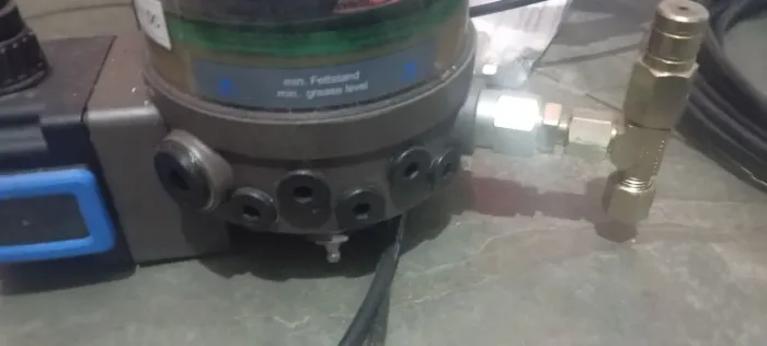 BOMBA PARA GRAXA ELÉTRICA