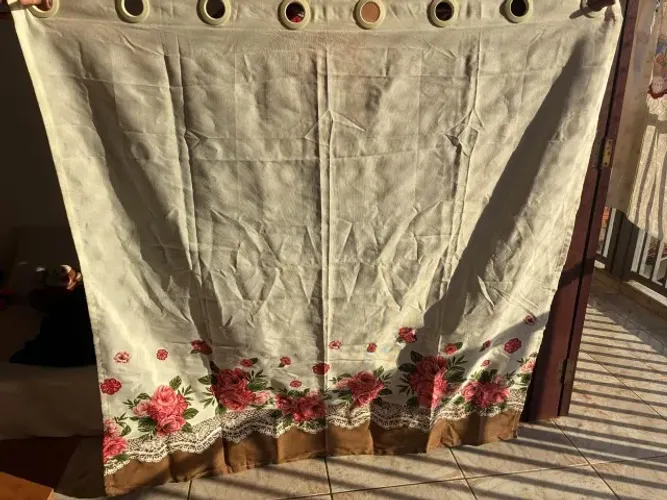 Cortina Floral (Folha única)
