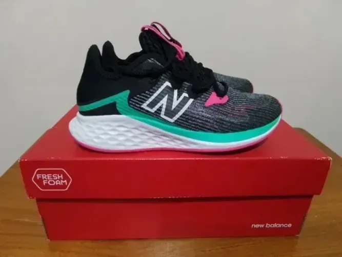 Tênis New Balance Roav Haze Feminino - Tamanho 34