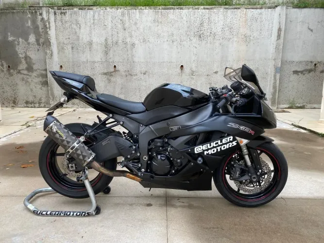 KAWASAKI NINJA ZX6R 2012 C/ACESSÓRIOS 