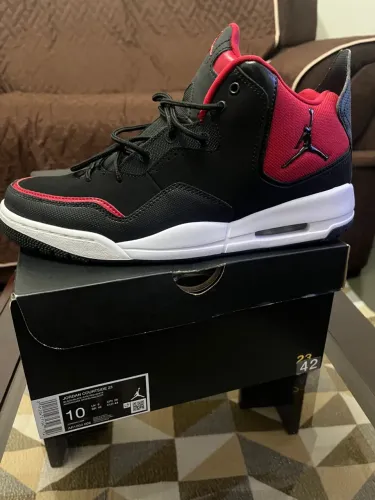 Tênis Nike Jordan Courtside 23 - N 42 na caixa nunca usado