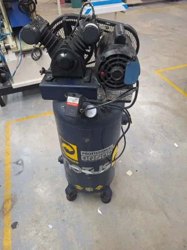 Compressor de Ar notus Profissional 10 pés _ reservatório 200l