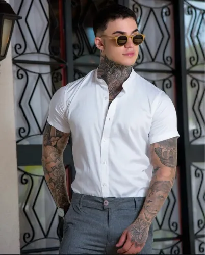 Camisa de botão linho, gola padre