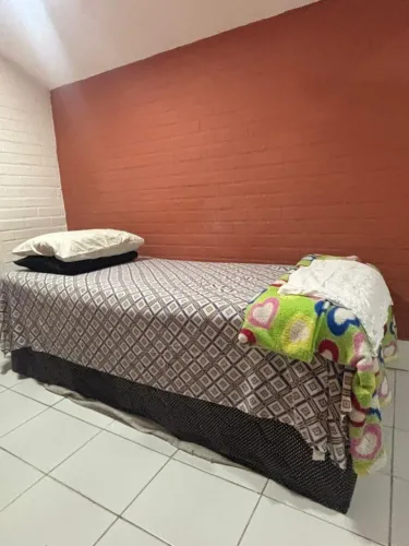 Quarto Privativo em Copacabana - Posto 5 (somente para homens)