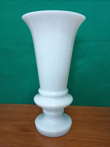 Vaso em Opalina