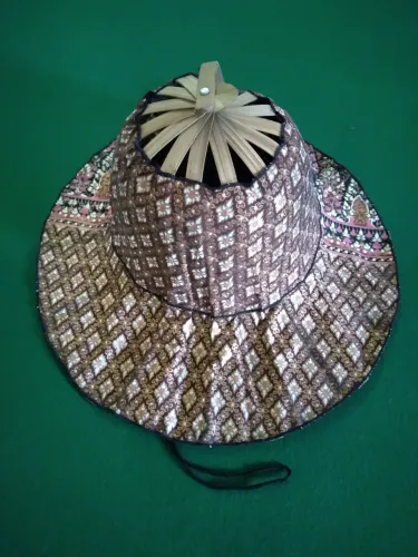 Chapéu leque tailandês 2 em 1.