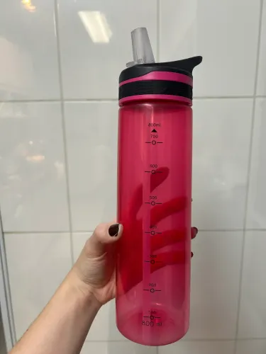 GARRAFA ROSA | COM BICO PARA BEBER
