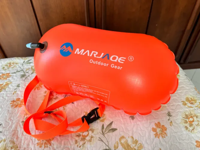 Boia para natação em águas abertas