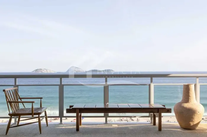 Sonho carioca: maravilhoso 3 quartos com vista frontal mar em Ipanema