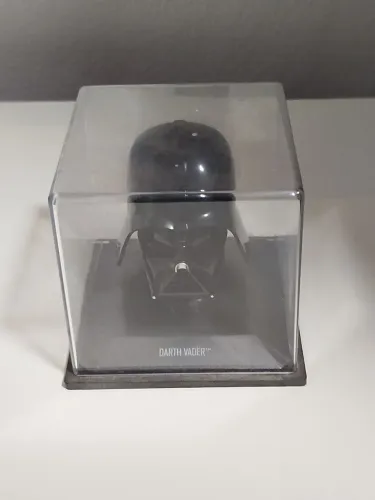 Star Wars Darth Vader Planeta DeAgostini com detalhes 