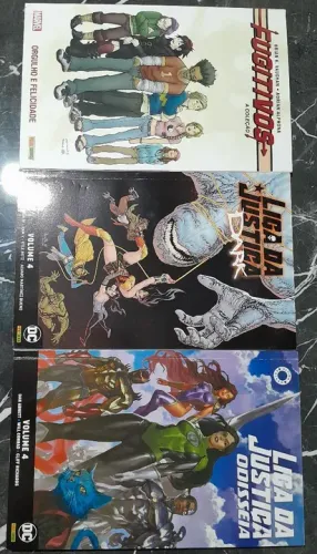 HQs Liga da Justiça e Fugitivos -