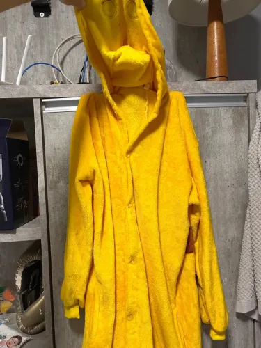Pijama/Macacão Pikachu de Pelúcia