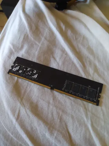 Memória RAM DDR4 4GB 3200mz
