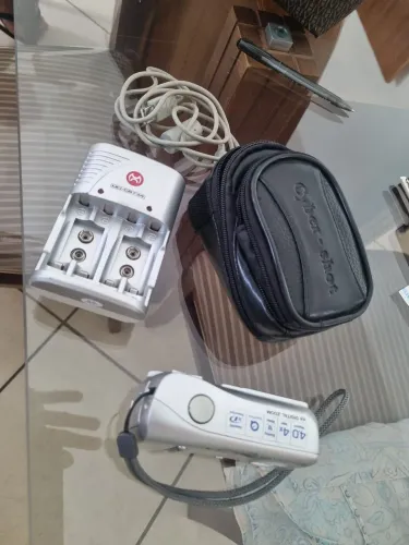 Câmera digital 4.0 olympus linda.. Funcionante