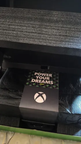 Vendo Xbox séries X apenas venda