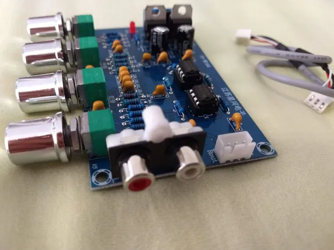 Placa de pré amplificador  com painel de acrílico novo