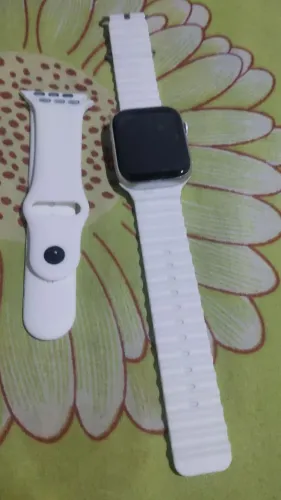 Smartwatch Branco ou azul com Pulseira Adicional