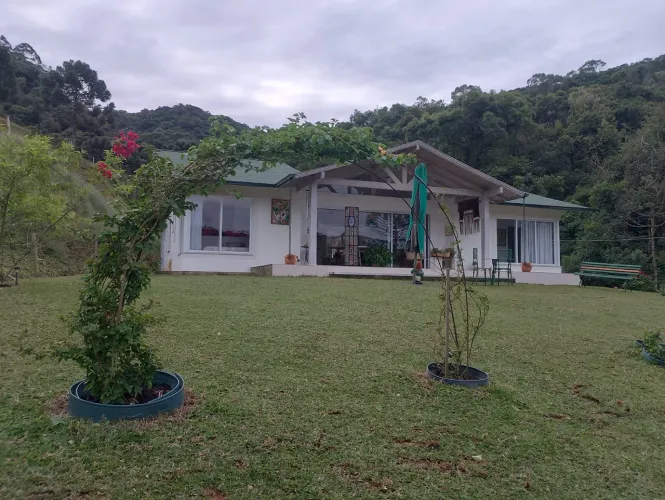 ANITÁPOLIS/SC - Belíssimo sítio apenas 3km do centro