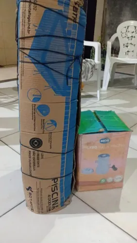 Piscina 4000L com bomba