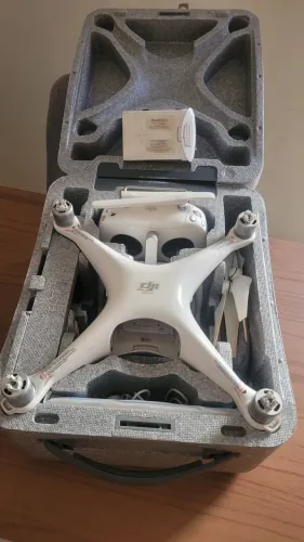Drone Phantom 4 PRO.