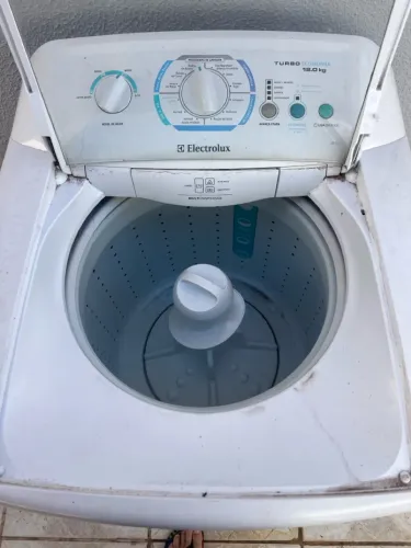 Máquina de lavar eletrolux 12 kg