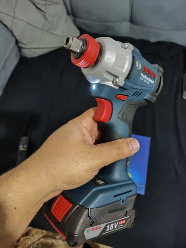 Chave de impacto Bosch GDX 18v285